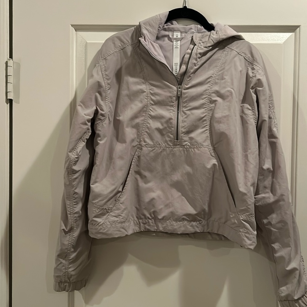 Lululemon half zip windbreaker, new, no tags. Size 8